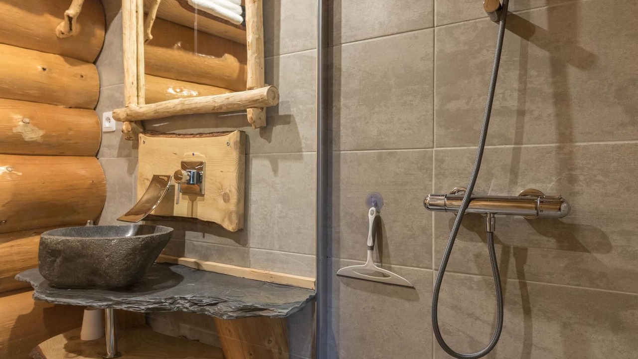 Photo of Bathroom in Malvezie