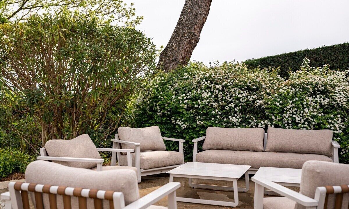 Photo of Patio Balcony in Mours-Saint-Eusebe