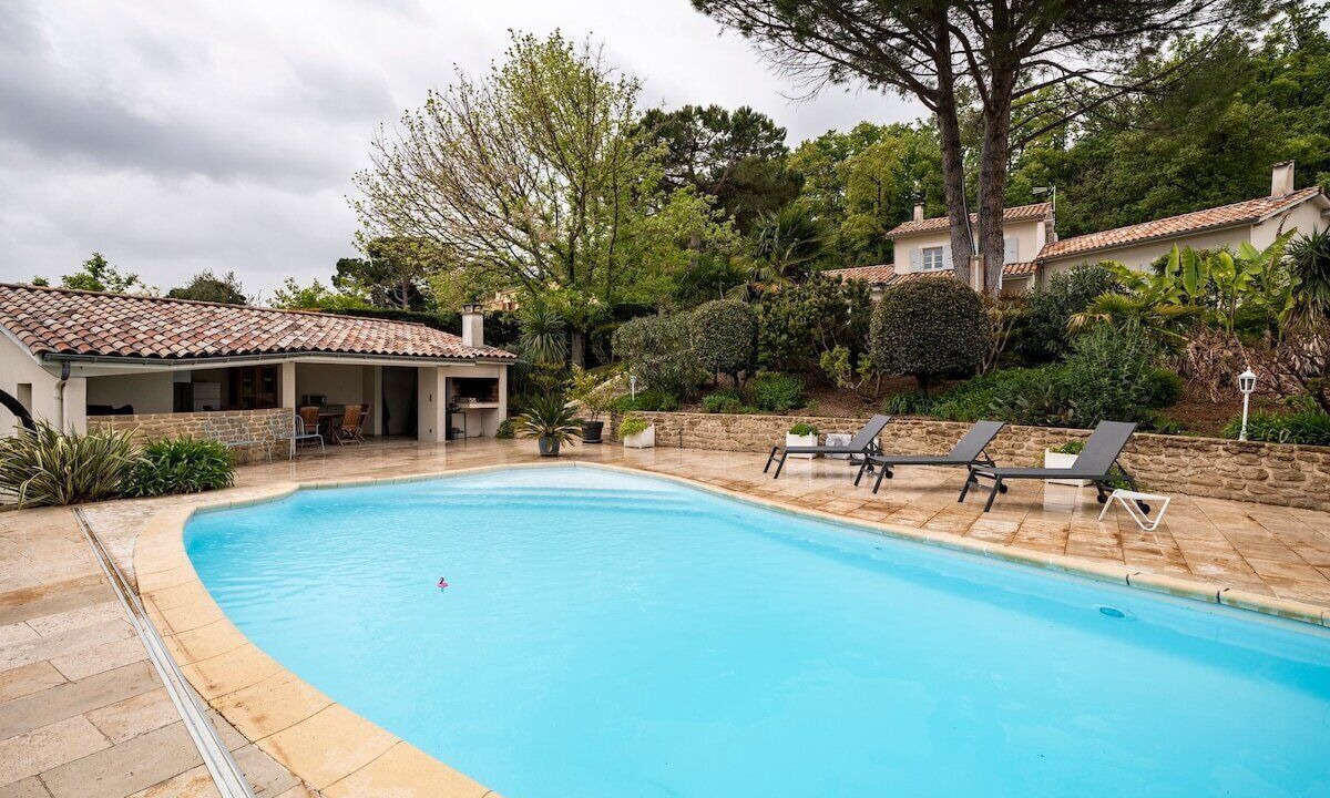 Photo of Outdoor in Mours-Saint-Eusebe