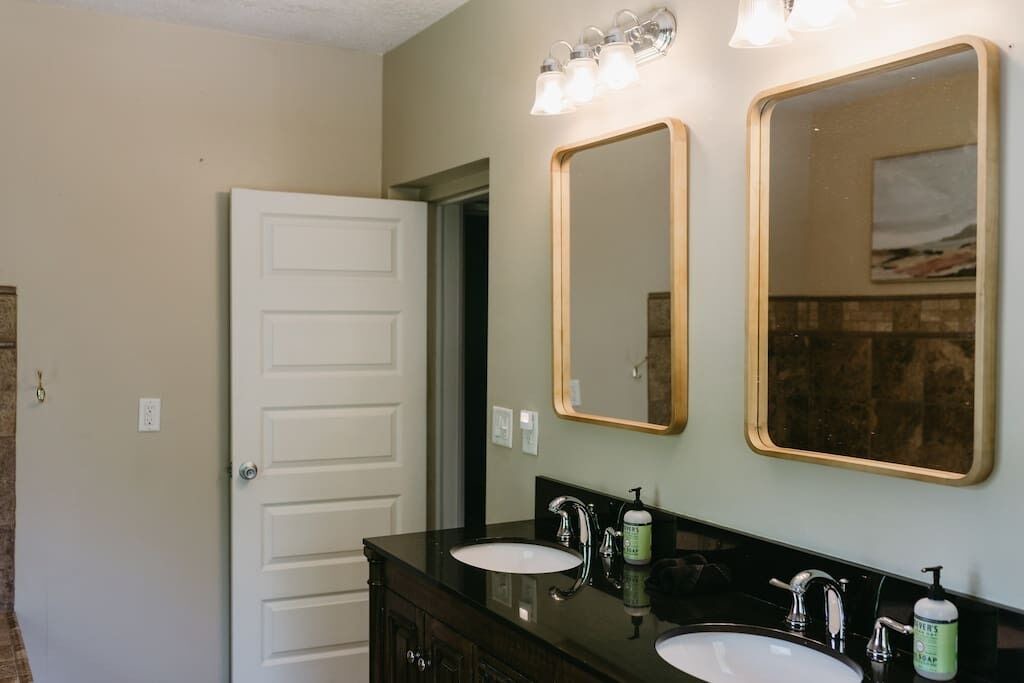 Photo of Bathroom in Greater South Side