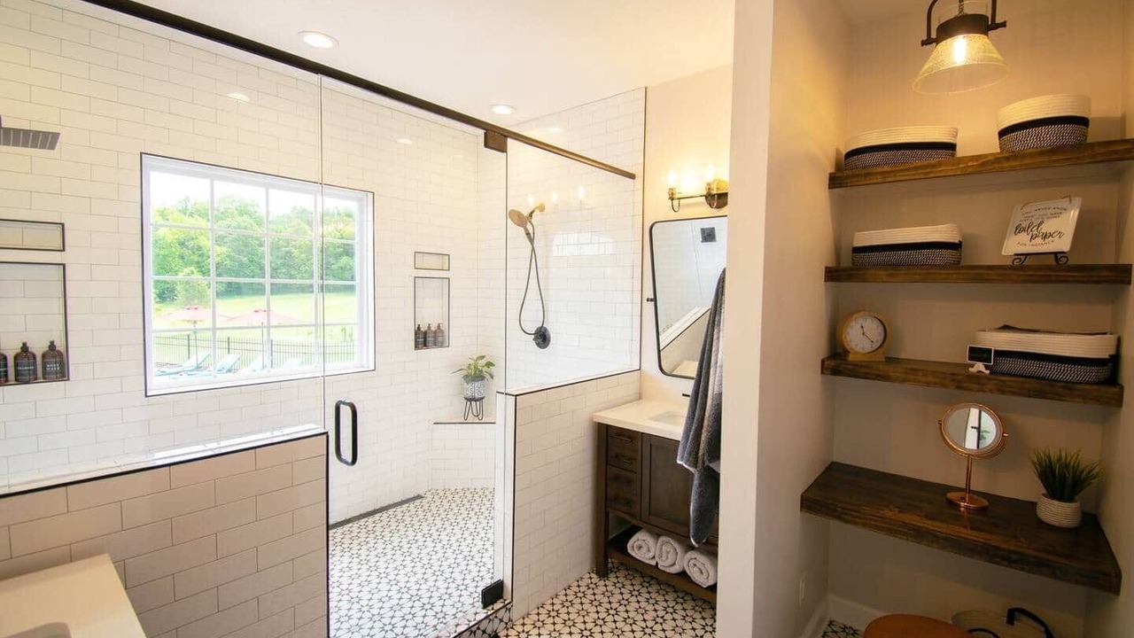 Photo of Bathroom in Greenbrier
