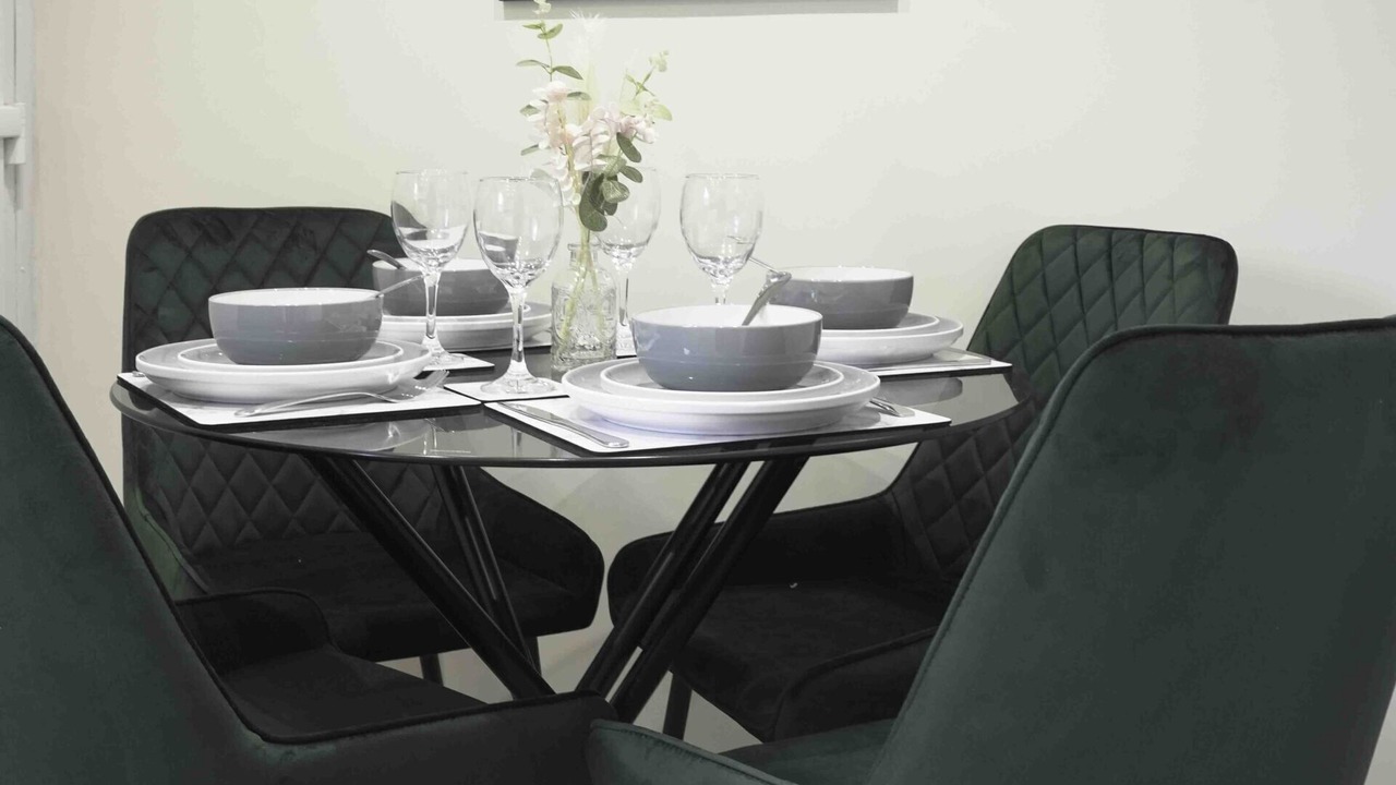 Photo of Livingroom in Larkhall