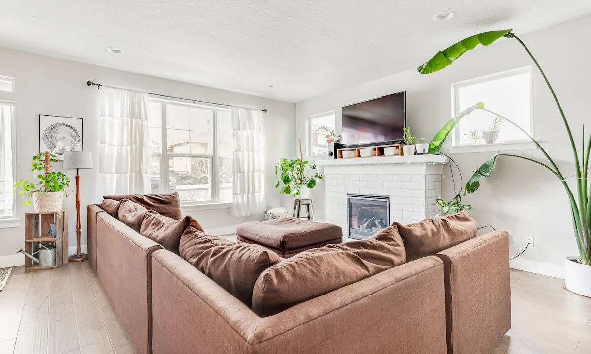 Photo of Livingroom in Boyd Acres