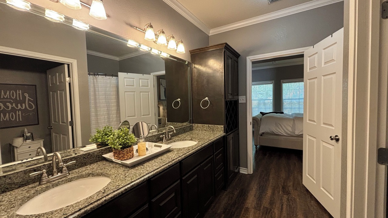 Photo of Bathroom in Center