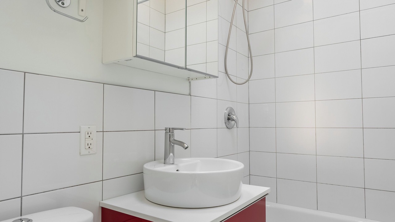 Photo of Bathroom in Youville