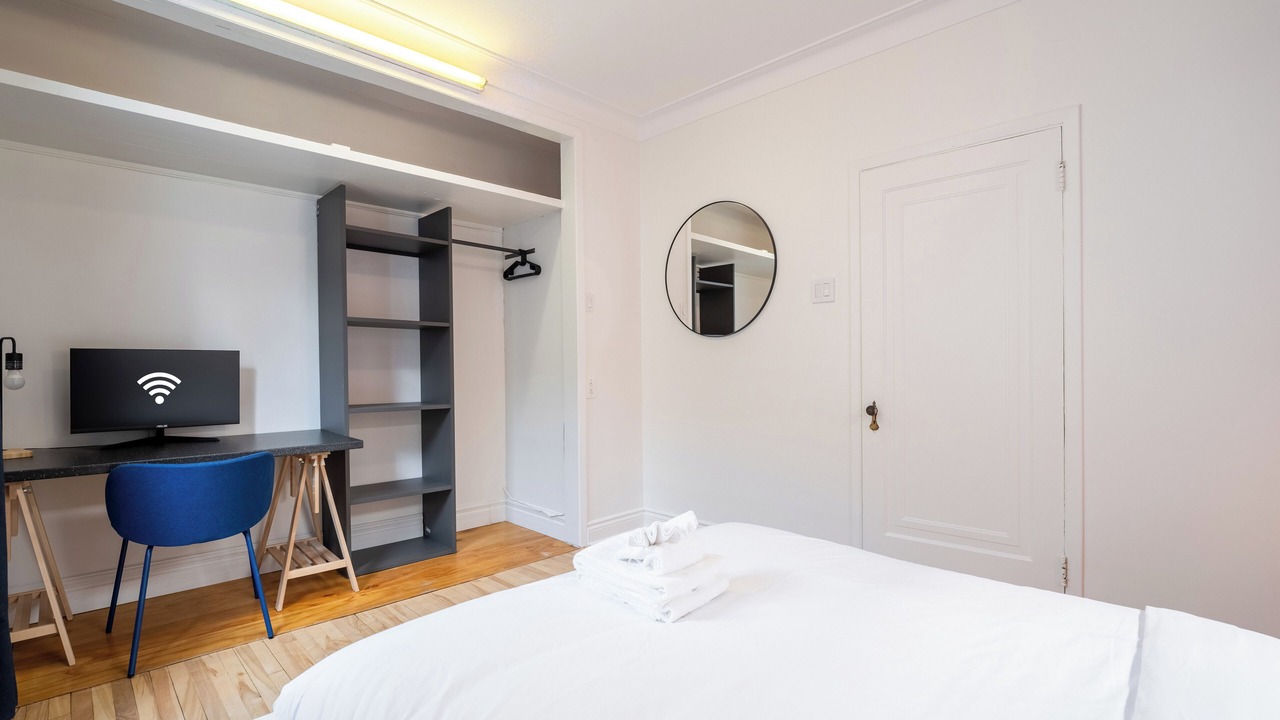 Photo of Bedroom in Youville