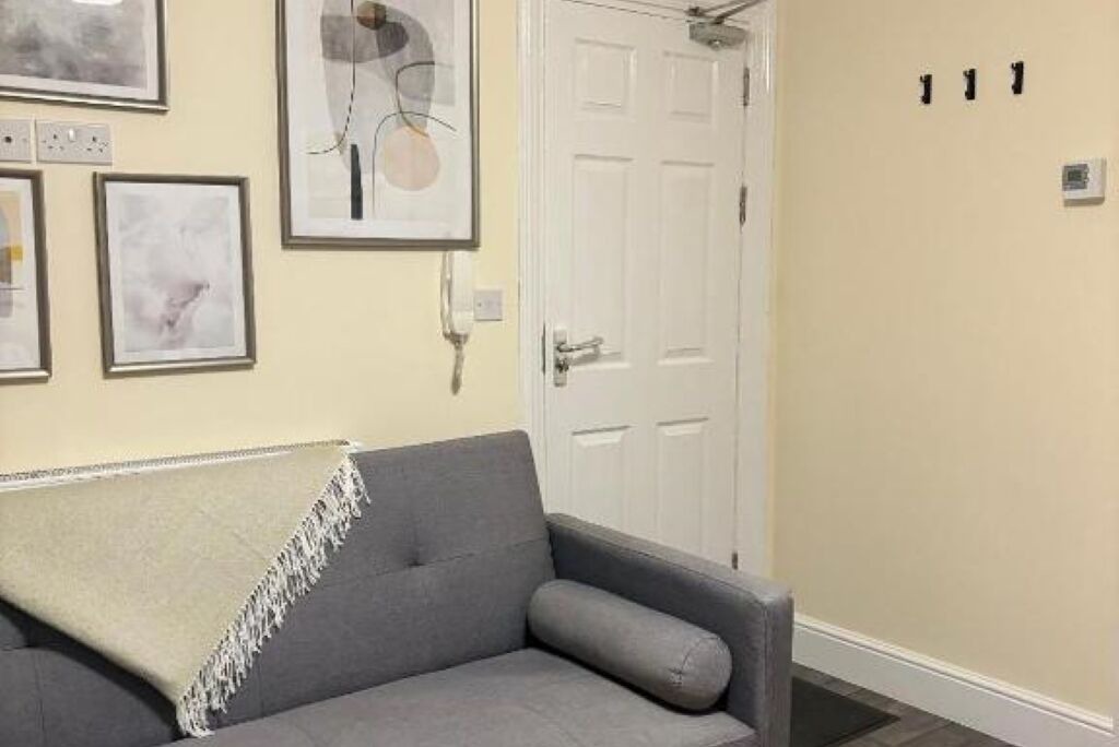 Photo of Livingroom in Penarth