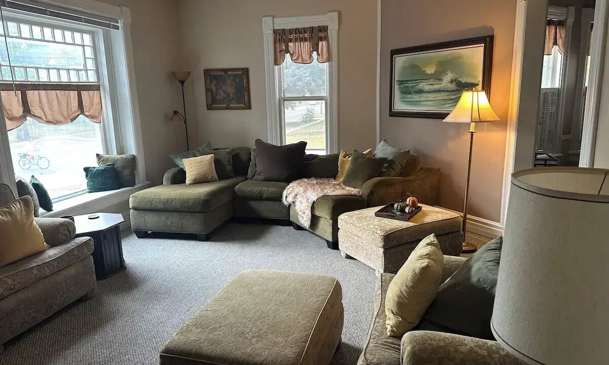 Photo of Livingroom in Beloit