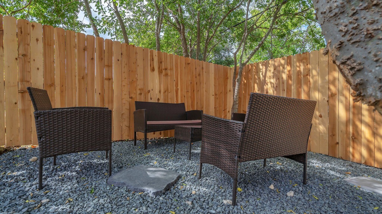 Photo of Patio Balcony in Lackland Terrace