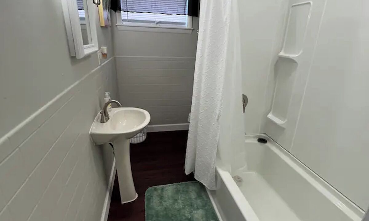 Photo of Bathroom in Uniontown