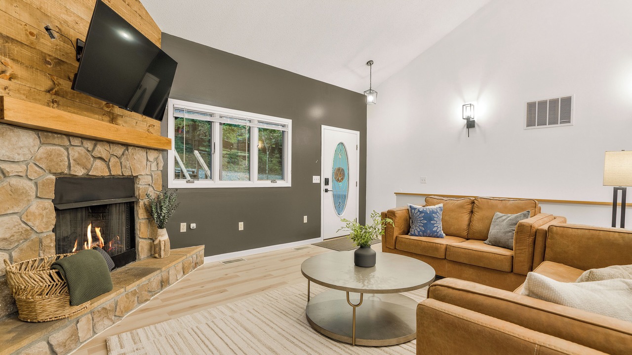 Photo of Bedroom in Massanutten