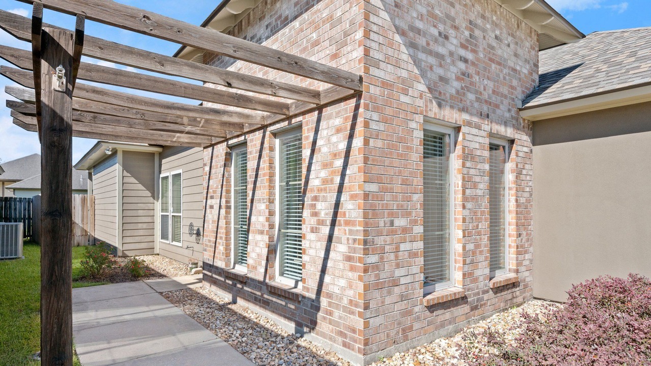 Photo of Patio Balcony in St. Gabriel