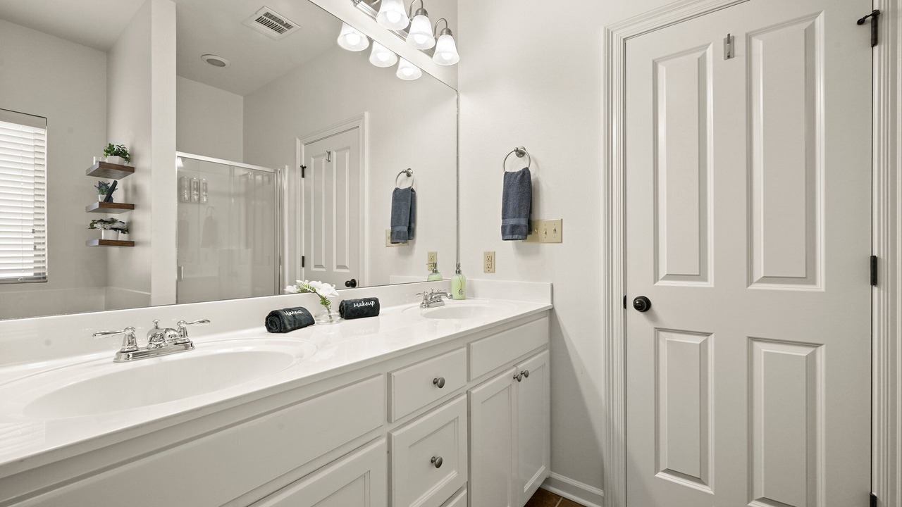 Photo of Bathroom in St. Gabriel