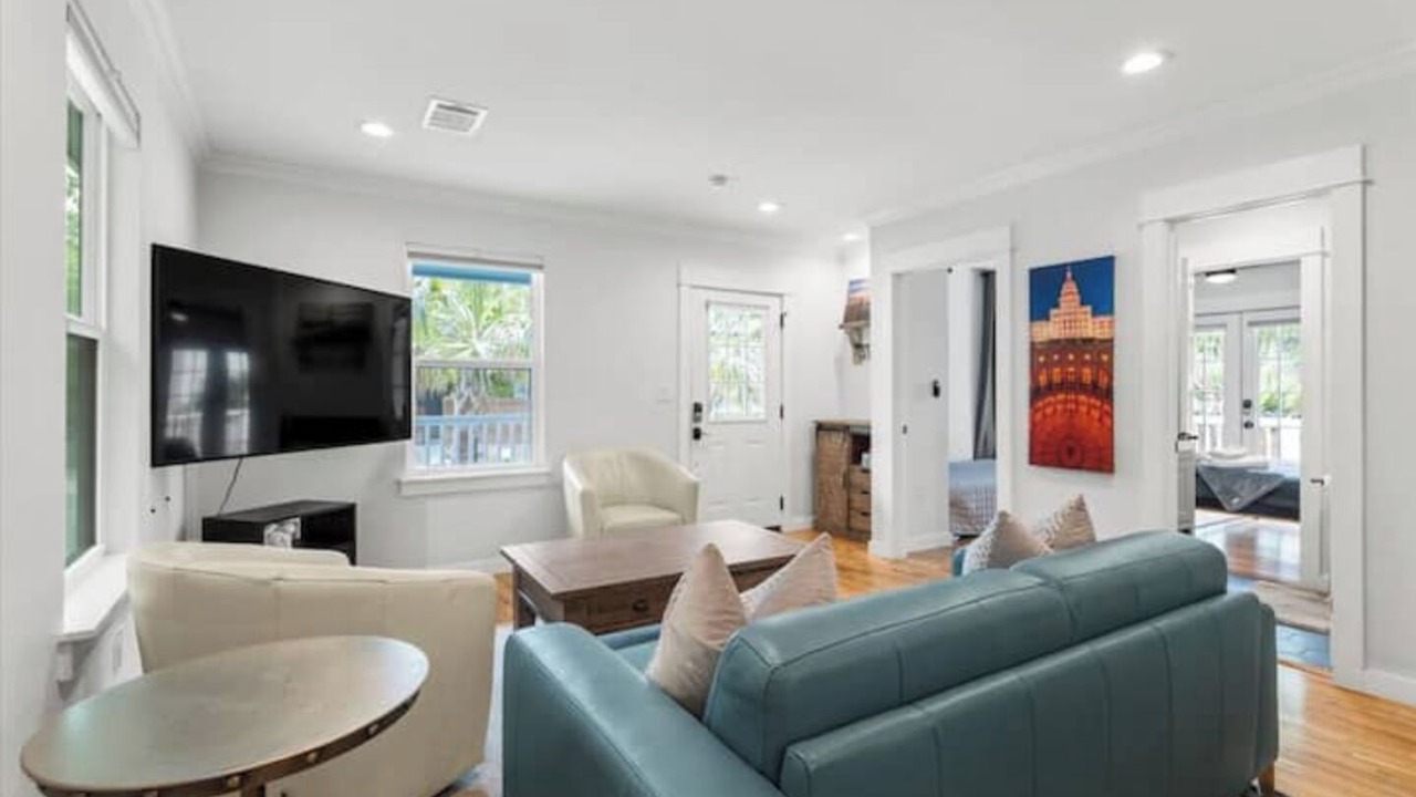 Photo of Livingroom in Holly