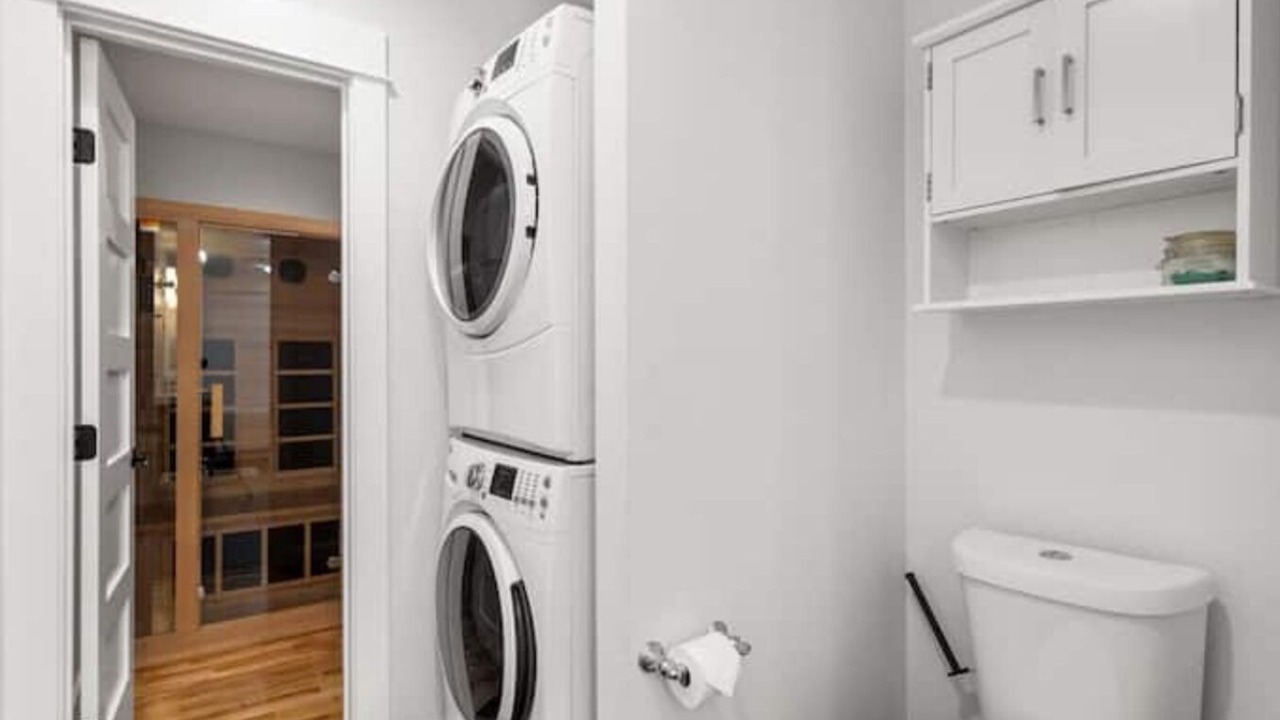 Photo of Bathroom in Holly