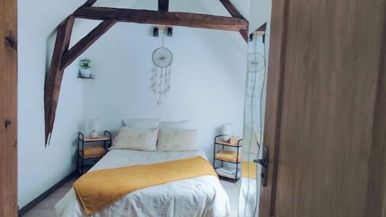 Photo of Bedroom in Montbazon