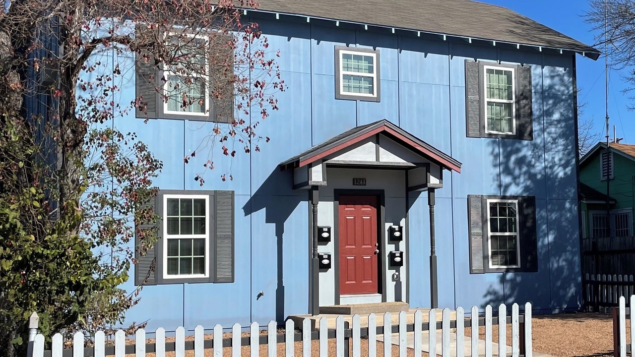 Photo of Outdoor in Highland Park