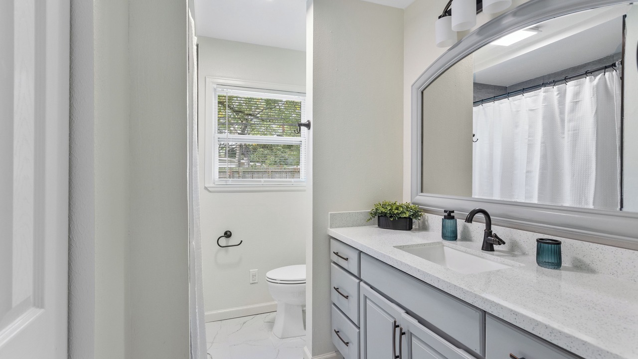 Photo of Bathroom in Spring Branch West