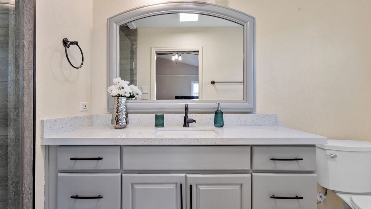 Photo of Bathroom in Spring Branch West