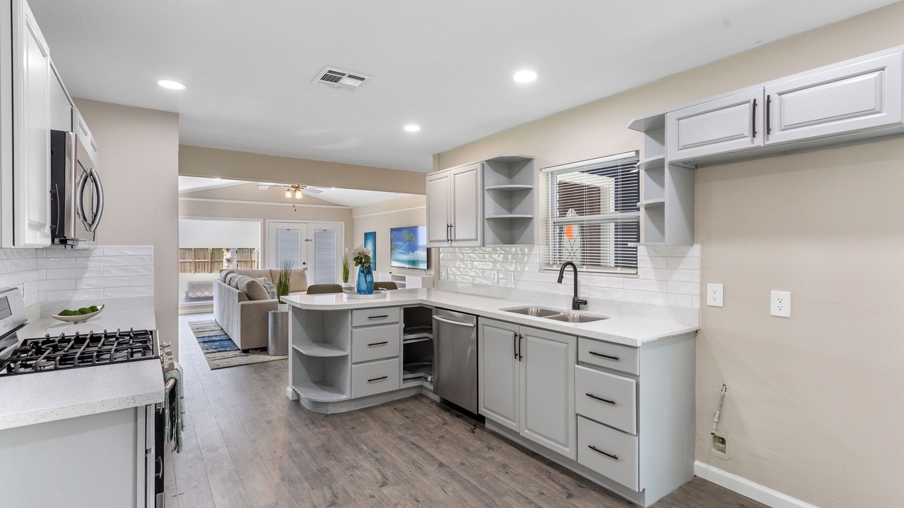Photo of Kitchen in Spring Branch West