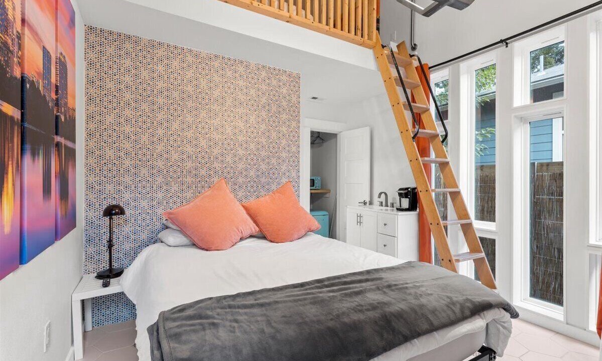 Photo of Bedroom in Holly