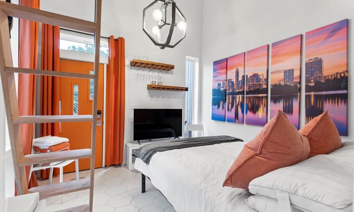 Photo of Bedroom in Holly