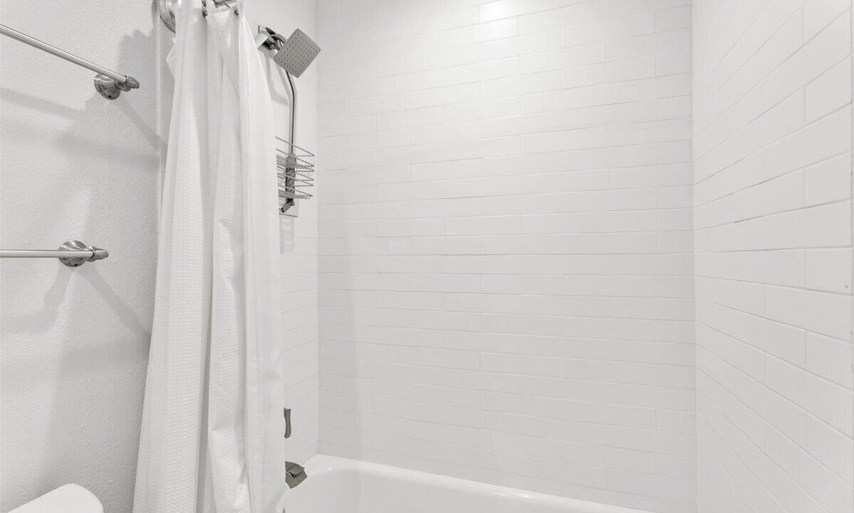 Photo of Bathroom in Holly