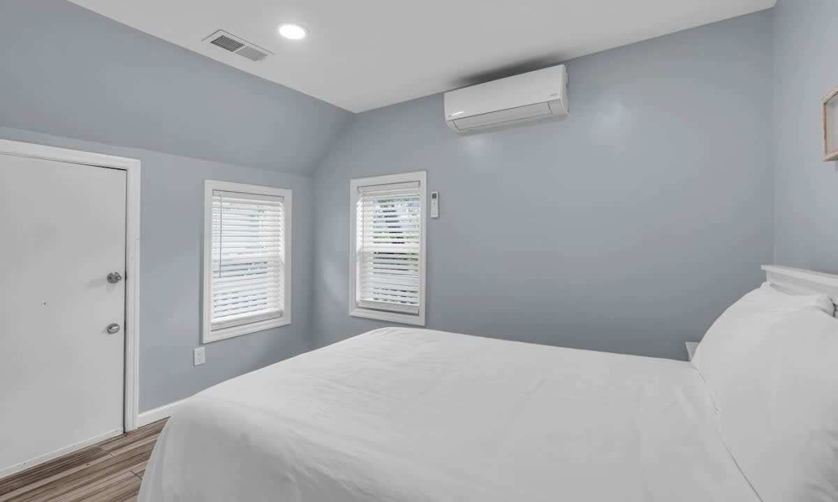 Photo of Bedroom in Ocean Grove