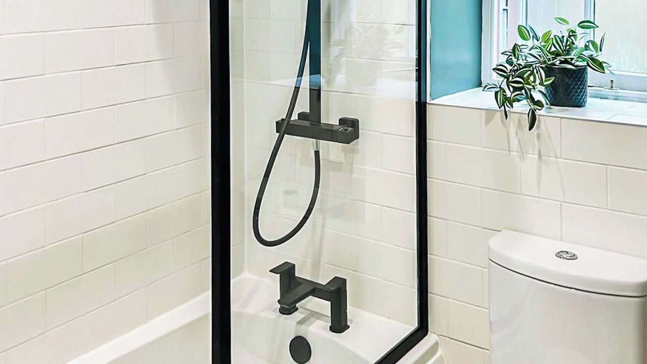 Photo of Bathroom in Saltaire Village