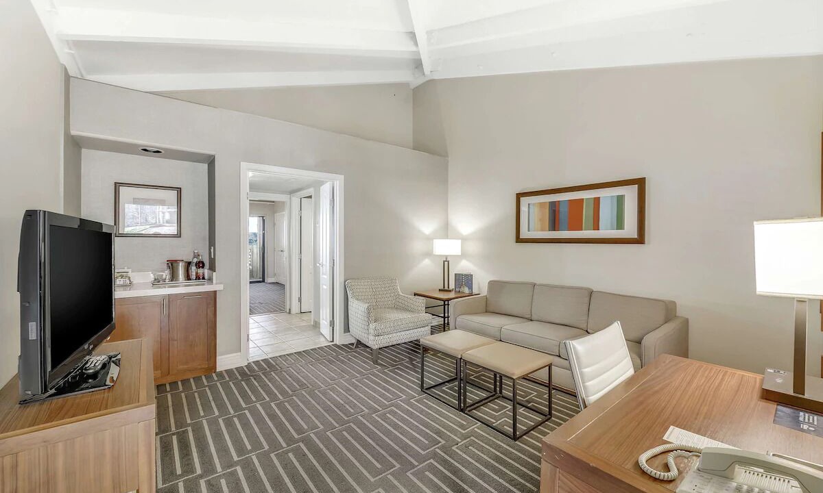 Photo of Livingroom in North Mountain