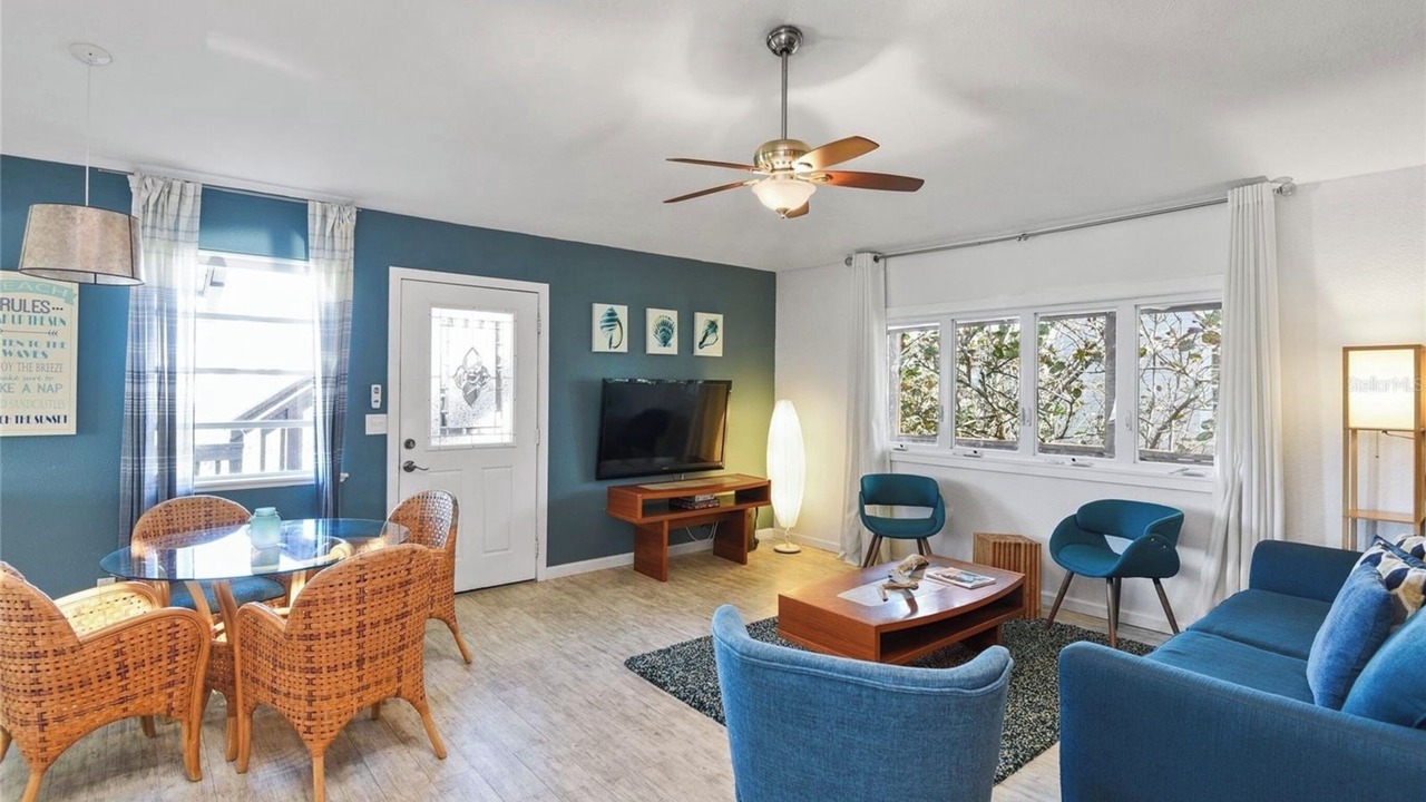 Photo of Livingroom in Bethune Beach