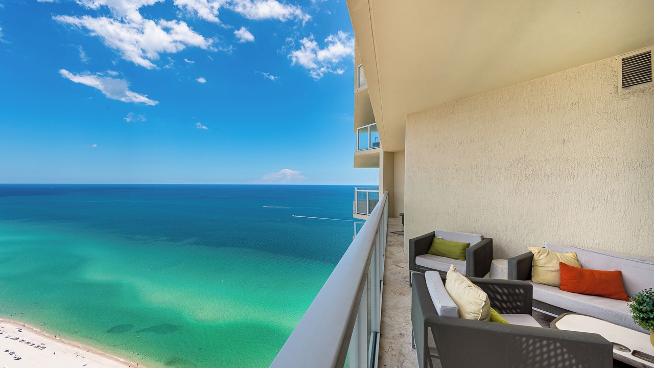 Photo of Outdoor in Sunny Isles Beach
