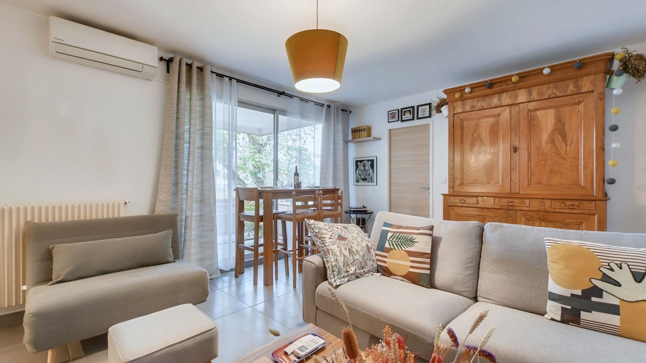 Photo of Livingroom in Mirail-Reynerie-Bellefontaine