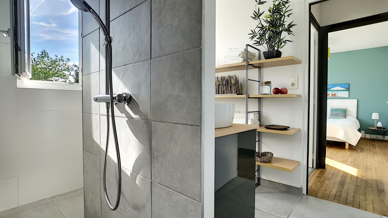Photo of Bathroom in Cholet