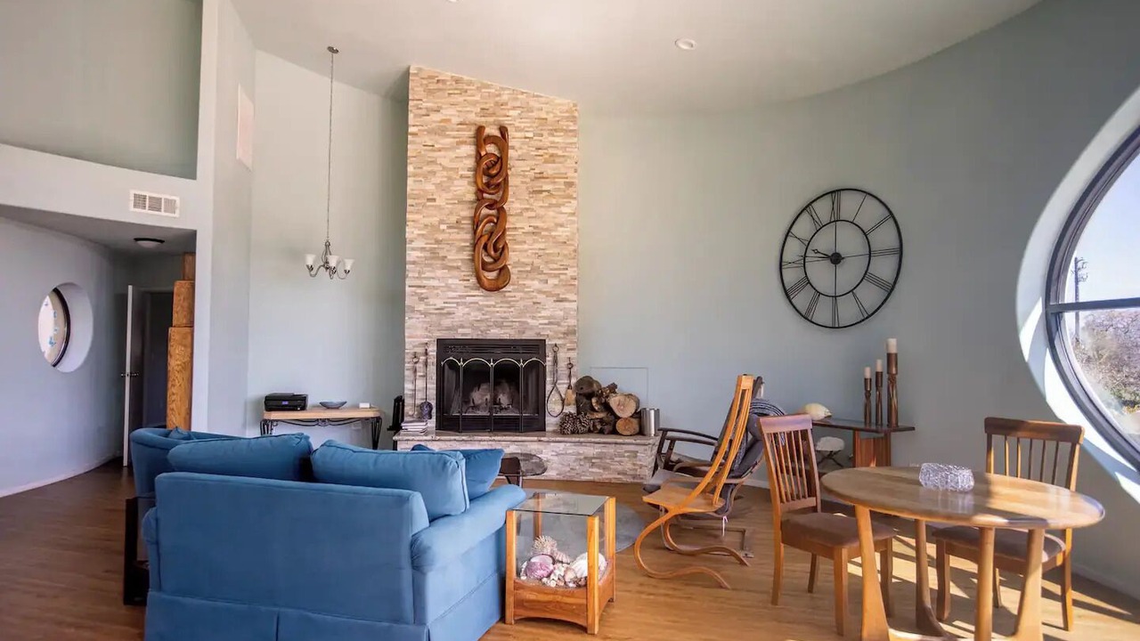 Photo of Livingroom in Keene