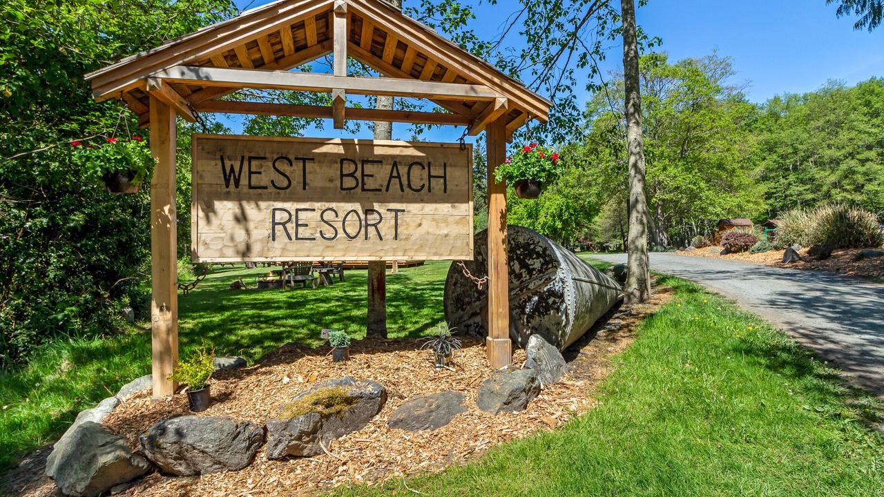 Photo of Others in West Beach