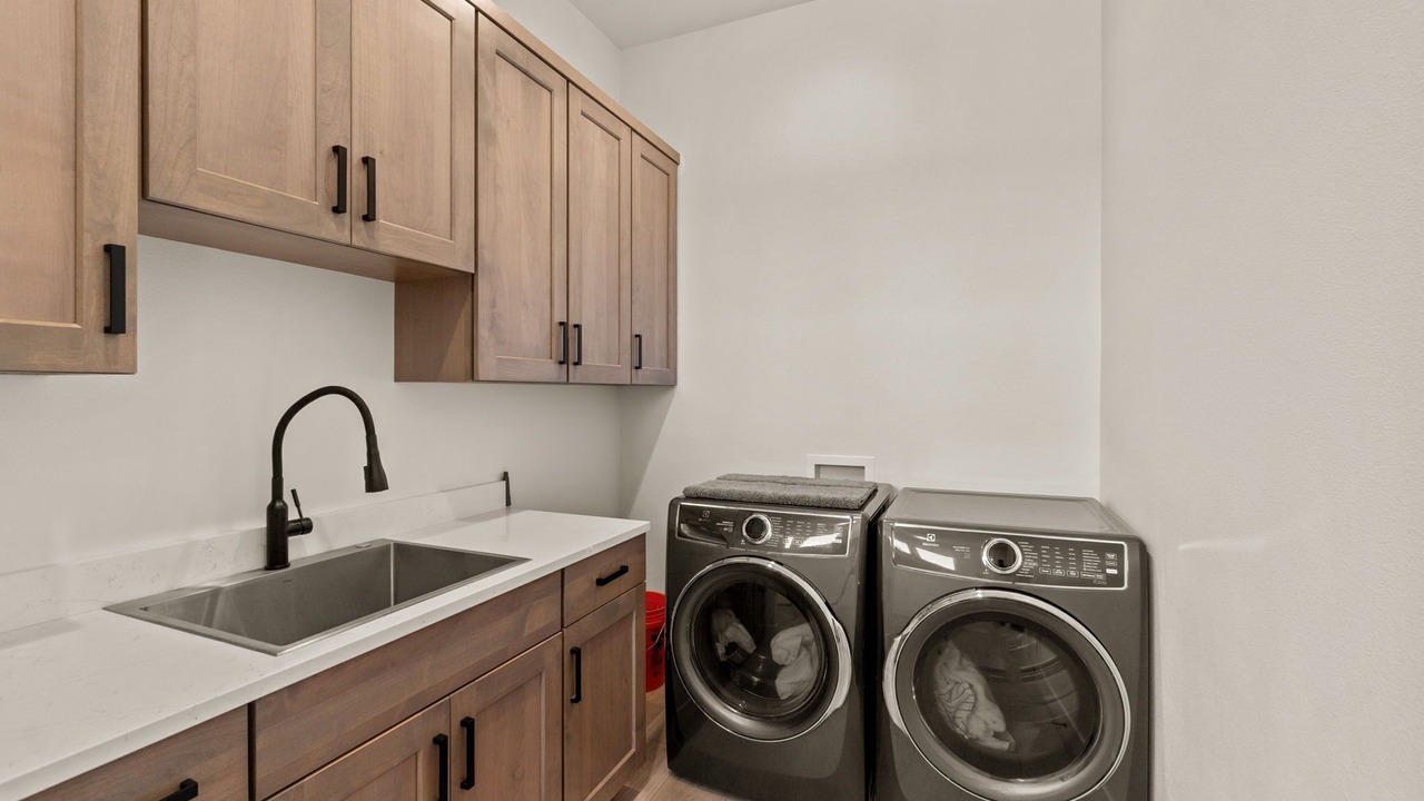 Photo of Others in Alfalfa