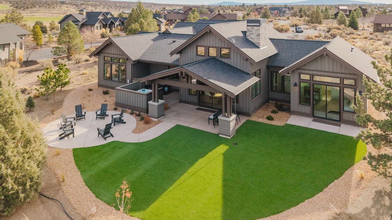 Photo of Outdoor in Alfalfa