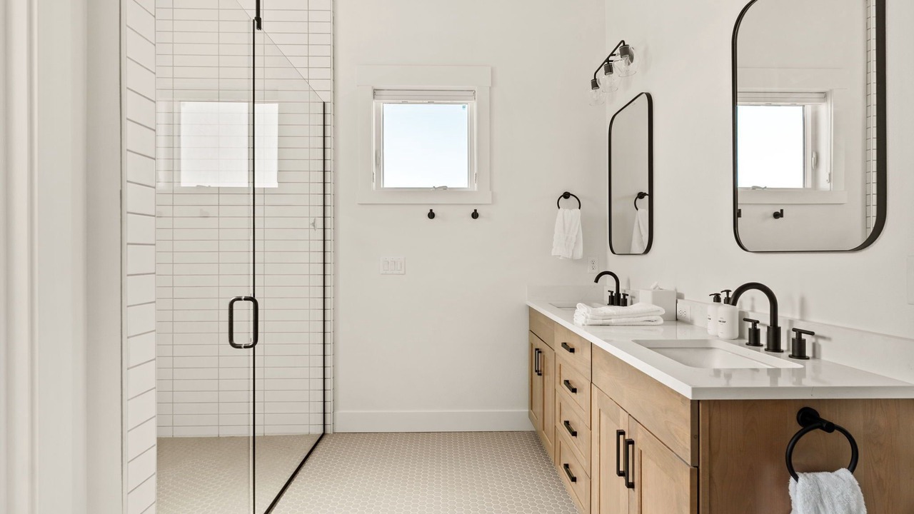 Photo of Bathroom in Alfalfa