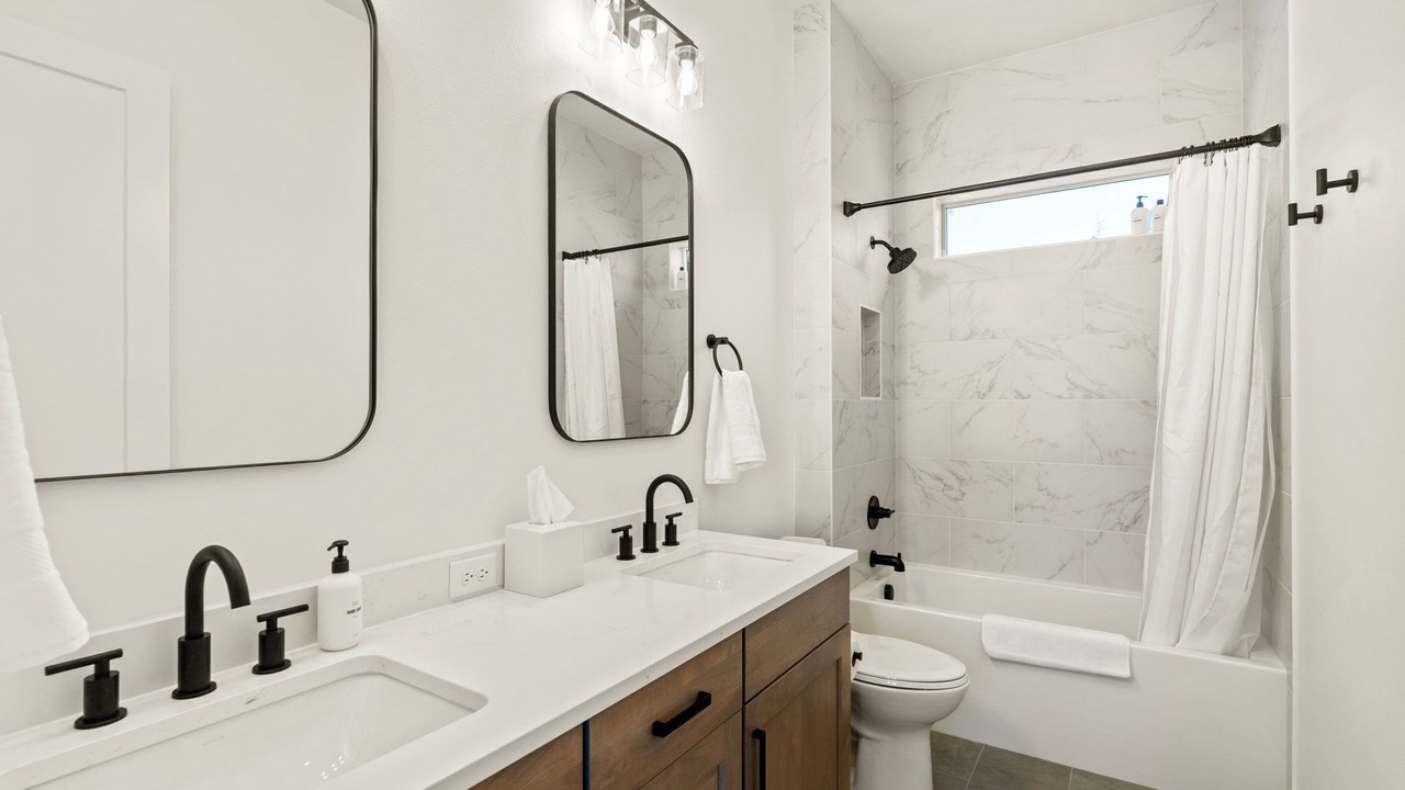 Photo of Bathroom in Alfalfa