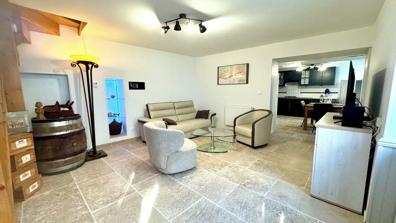 Photo of Livingroom in Perrigny-les-Dijon