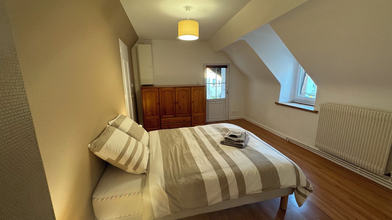 Photo of Bedroom in Perrigny-les-Dijon
