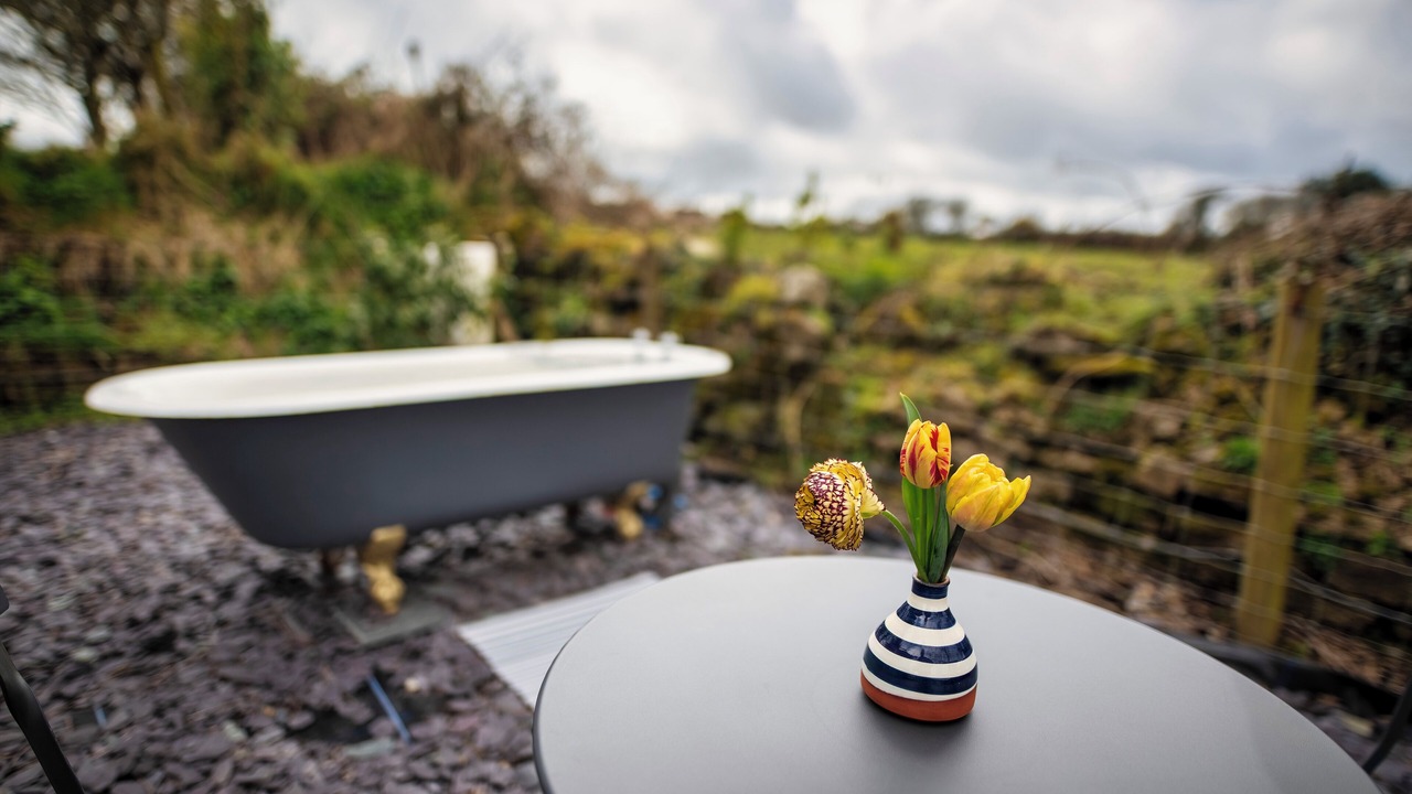 Photo of Outdoor in Mabe