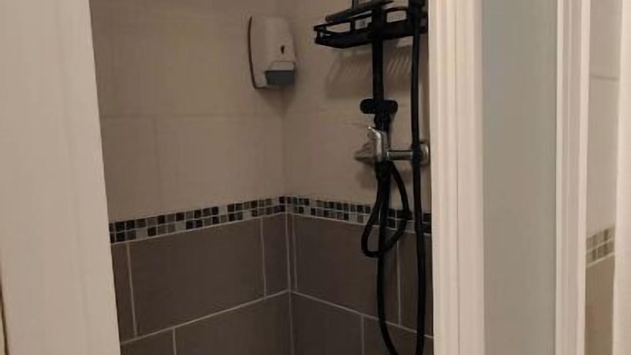 Photo of Bathroom in Montbazon