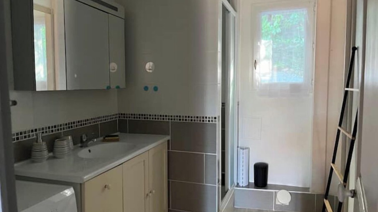 Photo of Bathroom in Montbazon
