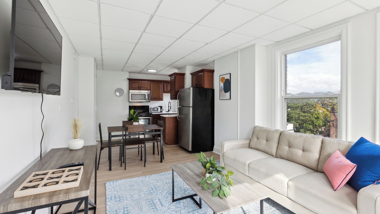 Photo of Livingroom in Central Business District