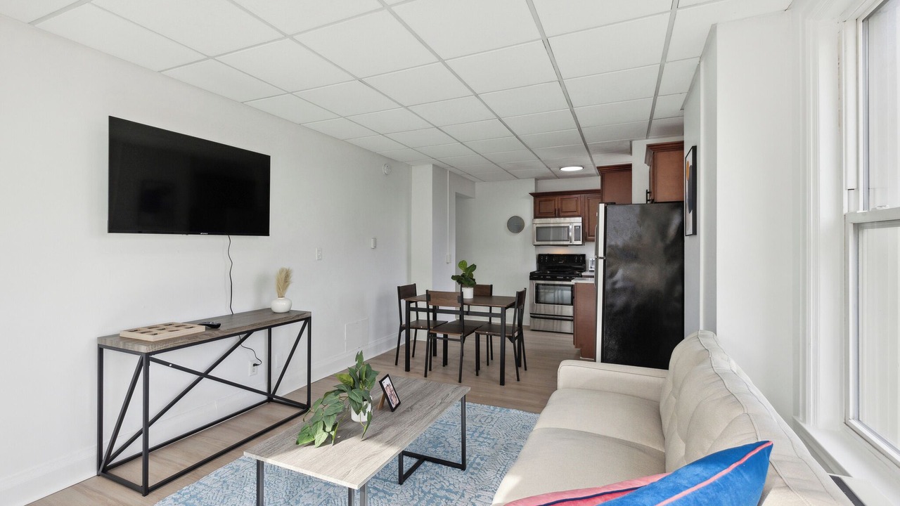 Photo of Livingroom in Central Business District