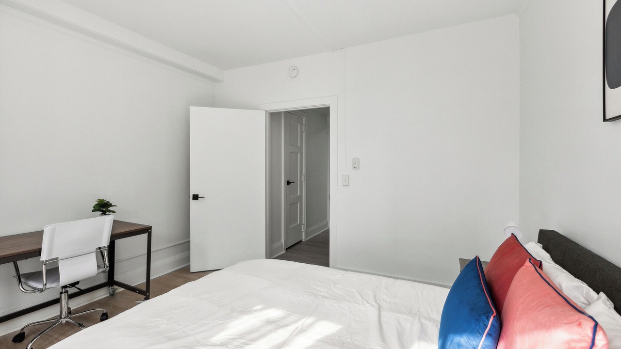 Photo of Bedroom in Central Business District