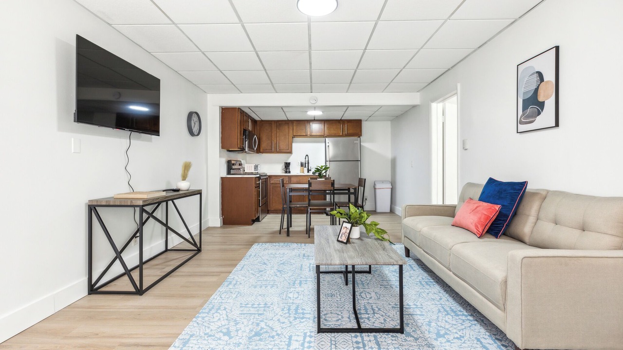 Photo of Livingroom in Central Business District