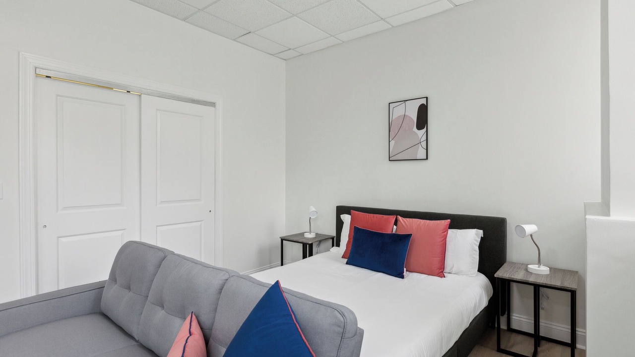 Photo of Bedroom in Central Business District